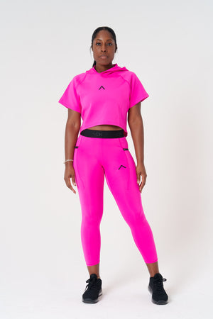 Women's Pinnacle Short Sleeve Crop Hoodie