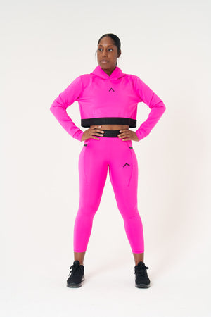 Women's Pinnacle Long Sleeve Crop Hoodie