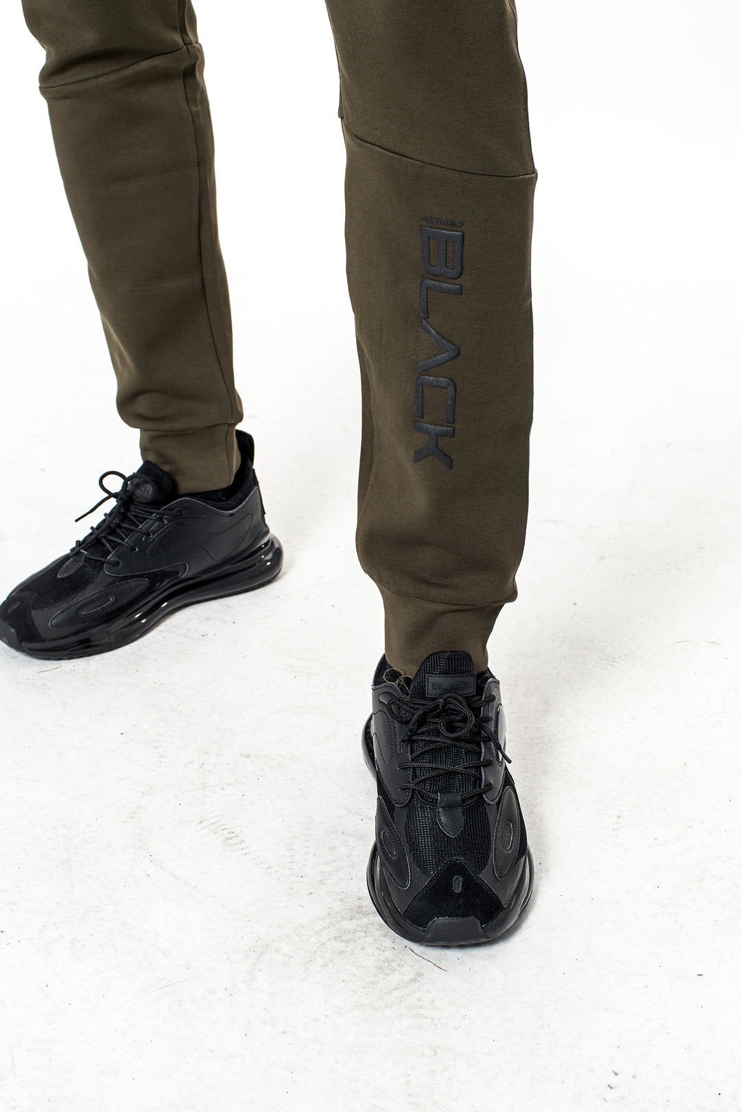 Unisex Performance Tech Color Joggers Actively Black Athleisure Wear