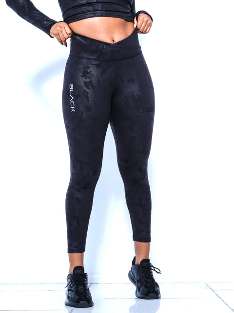 Women’s Black Camo 2.0 Performance Tights